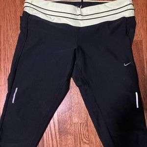 Nike crop running Capri